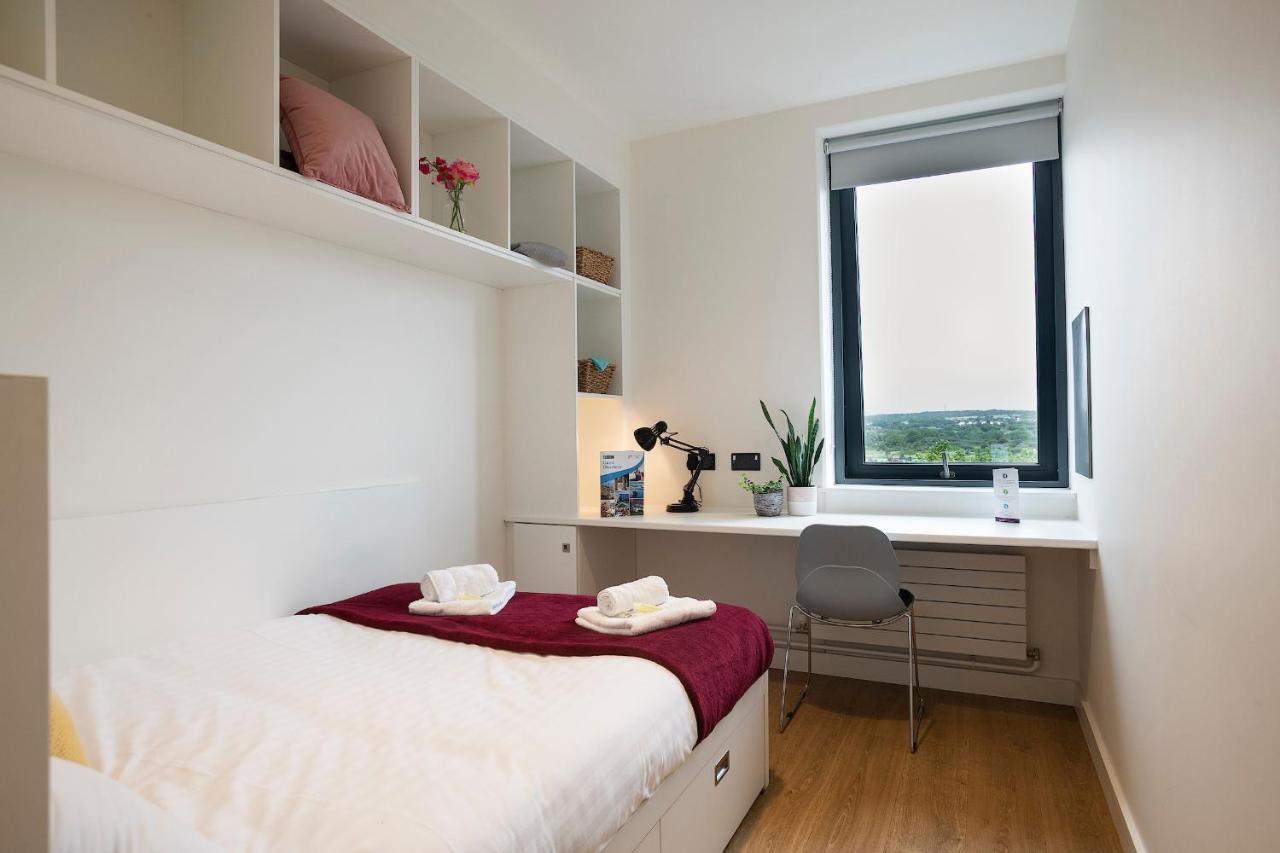 Goldcrest Village Rooms University Of Голвей Екстер'єр фото